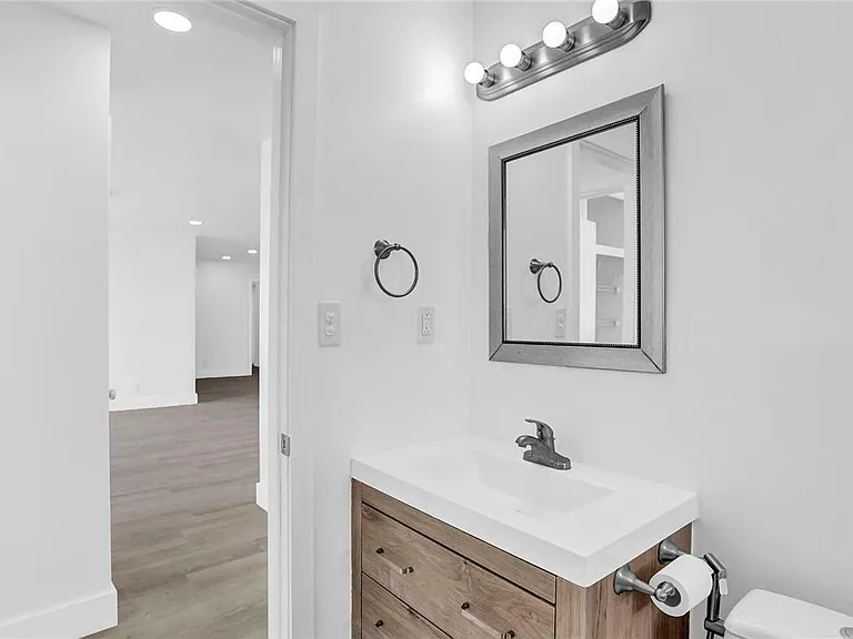 1013 SE 14th Ct — Photo 26
