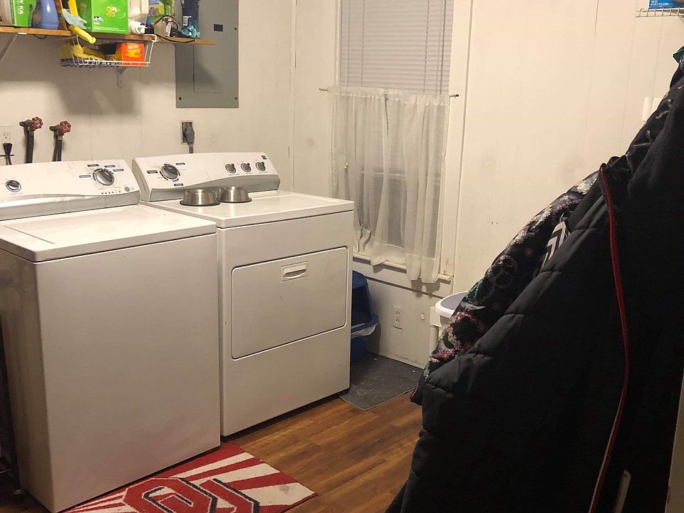 Laundry room main level