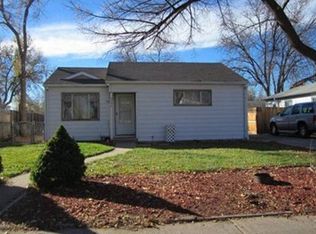 2325 Newark St, Aurora, CO 80010