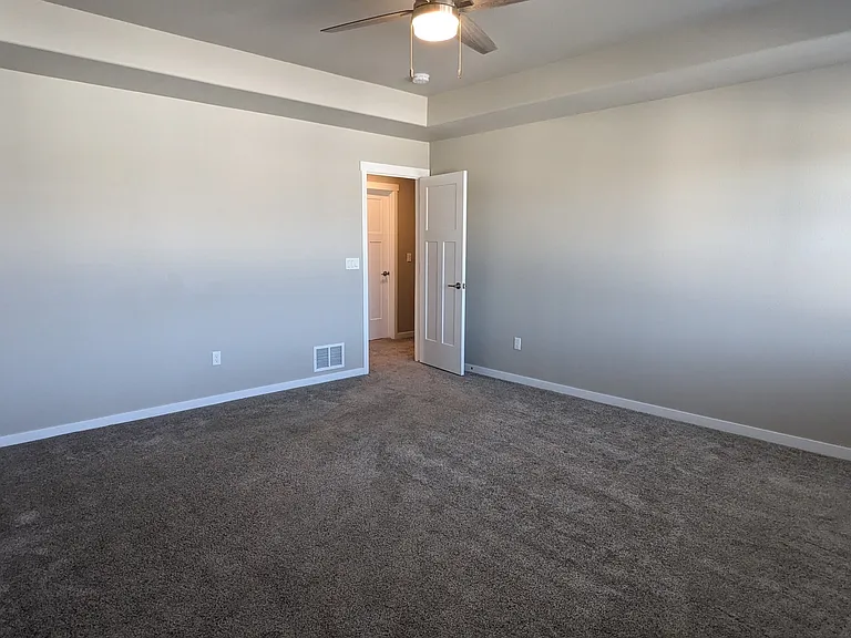 4948 Wolf Moon Dr — Photo 22