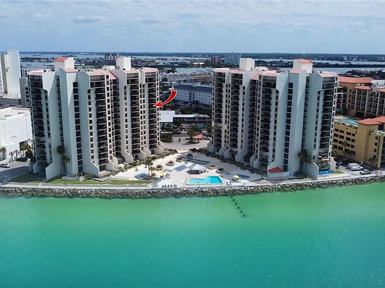 440 S Gulfview Blvd #1002 — Photo 42