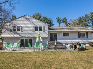 341 Pulis Ave, Franklin Lakes, NJ 07417