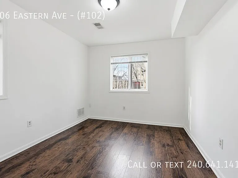 506 Eastern Ave NE #102 — Photo 11