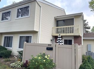 203 Springmeadow Dr UNIT C, Holbrook, NY 11741