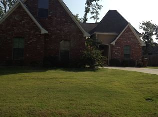 1789 Turning Leaf Trl, Haughton, LA 71037
