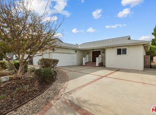 10015 Whitaker Ave, North Hills, CA 91343