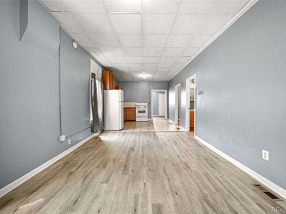 4th image of 741 Mariposa Street