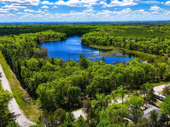 Dyke Dr, Friendship, WI 53934