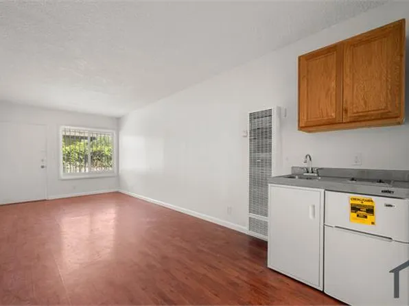 1256 N Kingsley Dr #100, Los Angeles, CA 90029