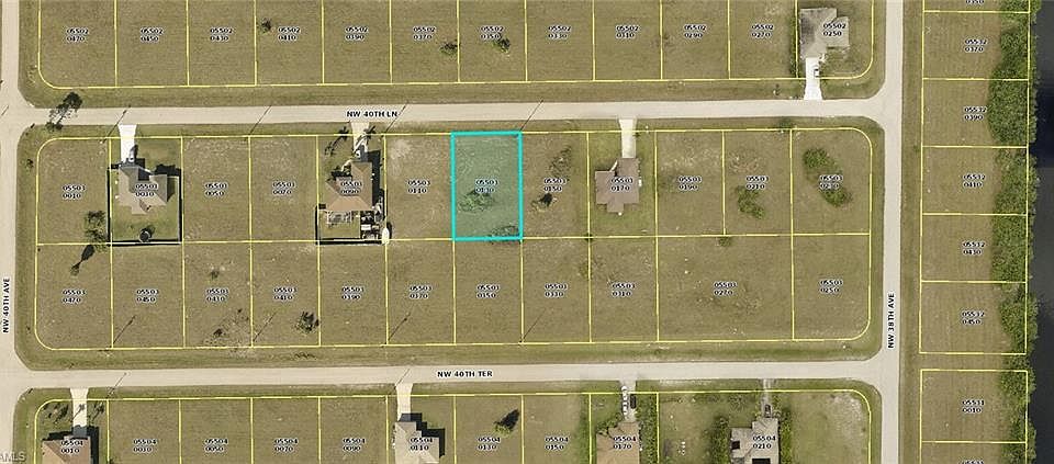 1st image of 3902 NW 40th Ln