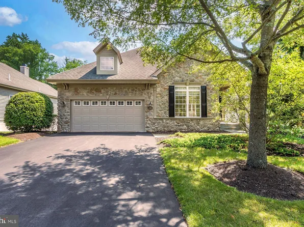 146 Silver Tail Ln, New Hope, PA 18938