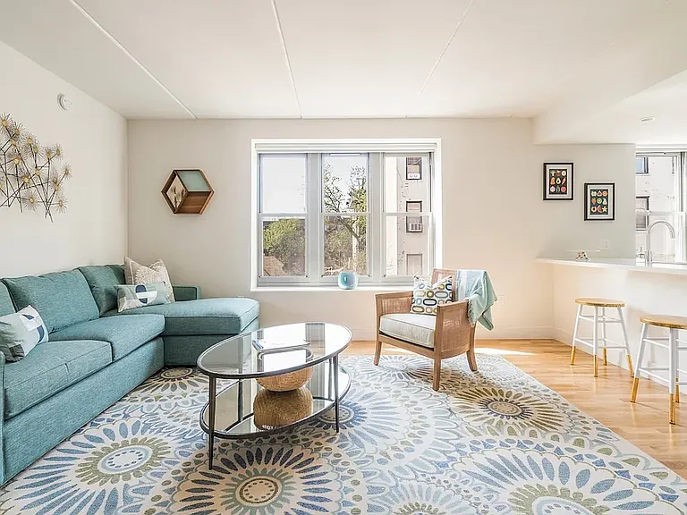 310 Clarkson Ave #505 — Photo 3