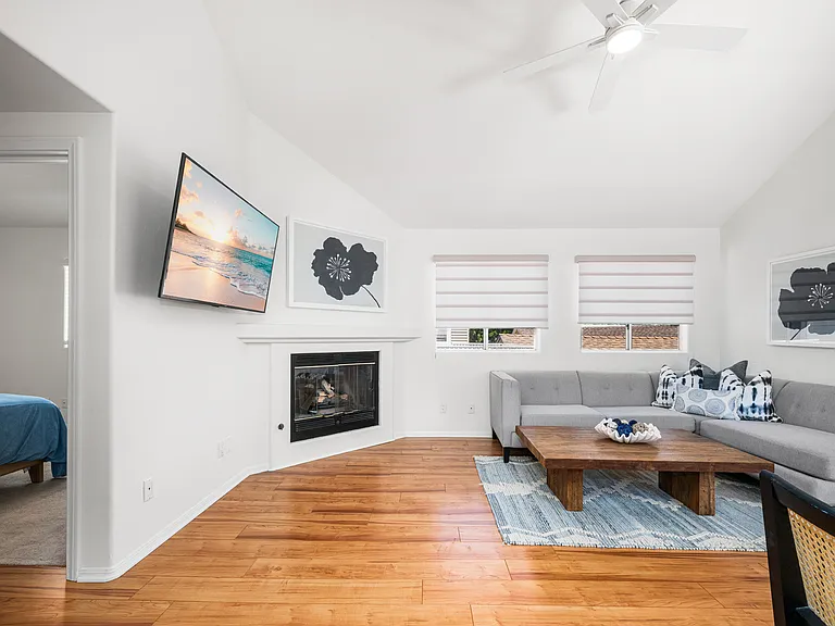 117 Marine Ave #B — Photo 32