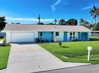 826 103rd Ave N, Naples, FL 34108