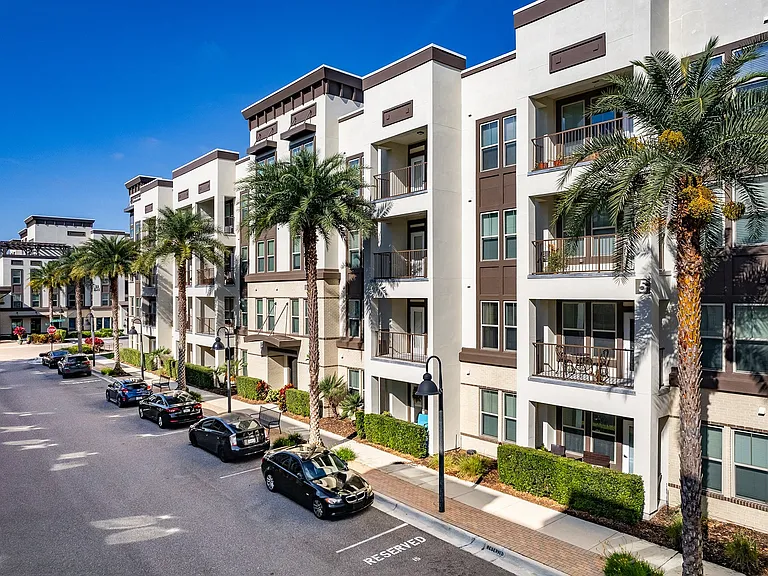 Nine12 Gateway Apartments — Photo 34