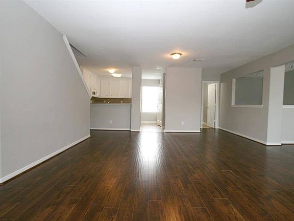 5th image of 167 Binnacle Ct #B