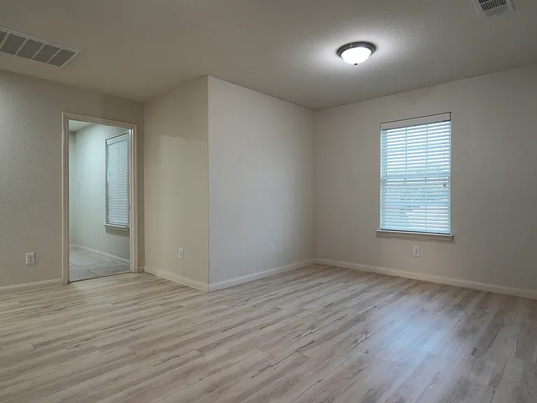 344 Magnolia Dr — Photo 24