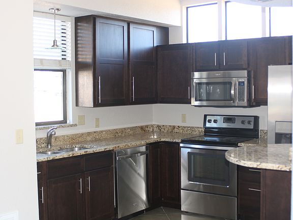 2nd image of 505 W Benton St #D