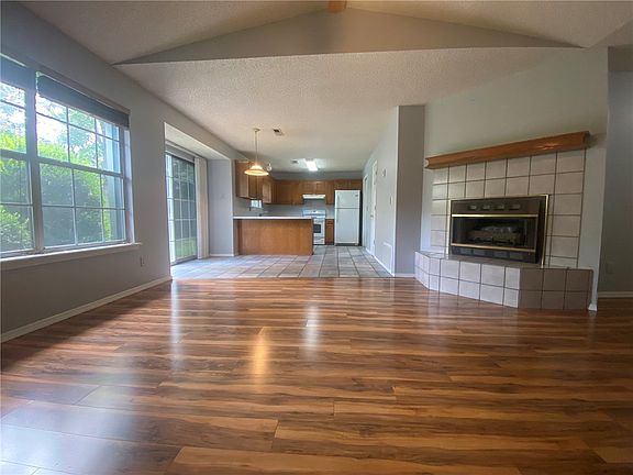 4th image of 3139 W Mica St