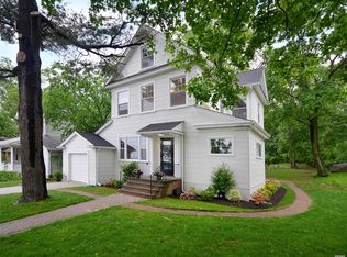 458 Main St, Port Washington, NY 11050