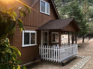 32800 Badger Ln, Arrowbear, CA 92382