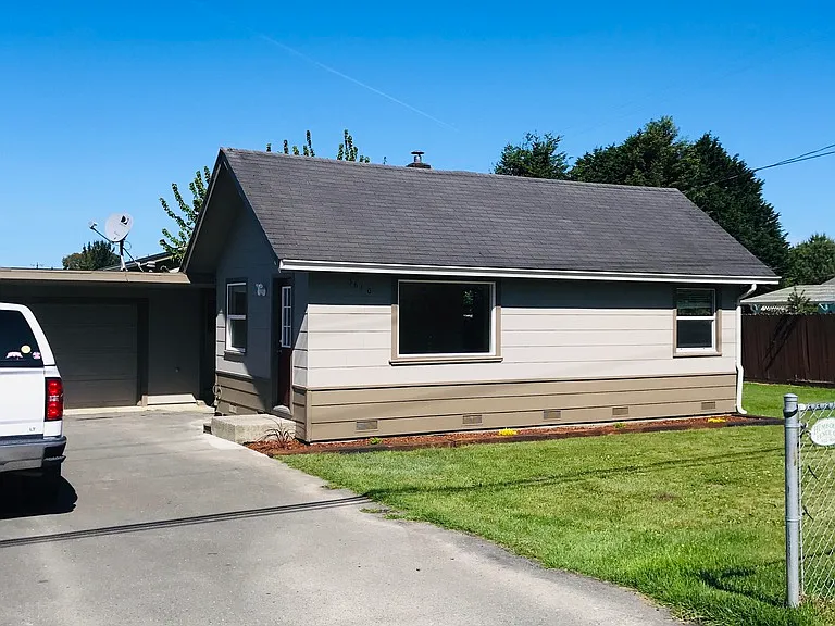 Dows Prairie Rd — Photo 1