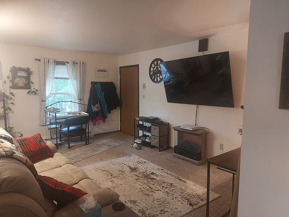 Living Room 3