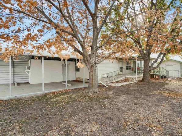 86 Mulberry St, Del Rio, TX 78840