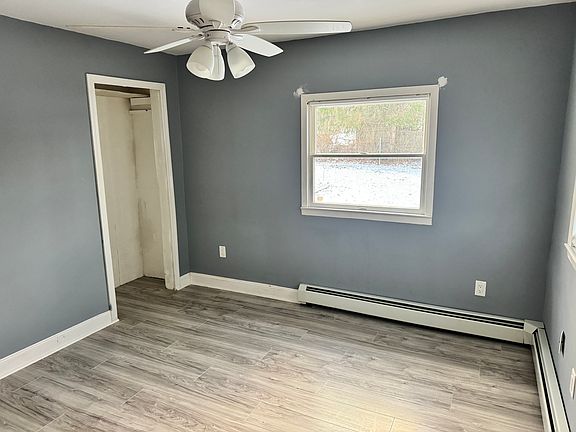 3rd image of 24 Outlook Ave