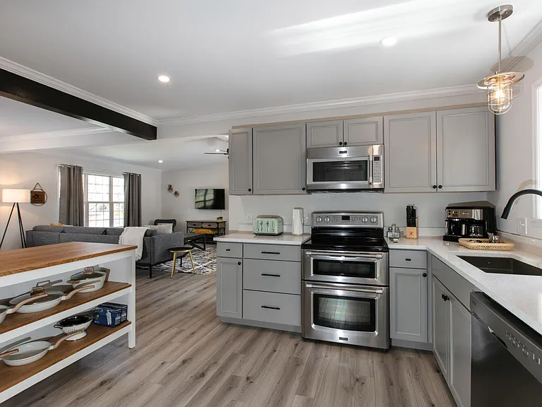 488 Onteora Blvd — Photo 3