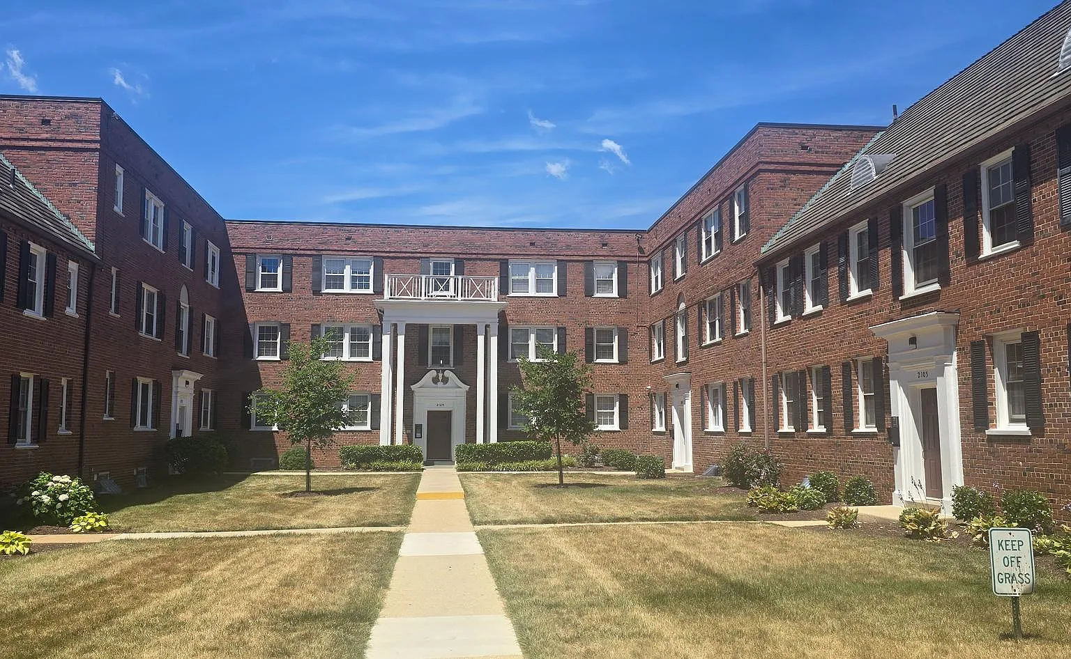 Hillcrest — Photo 1