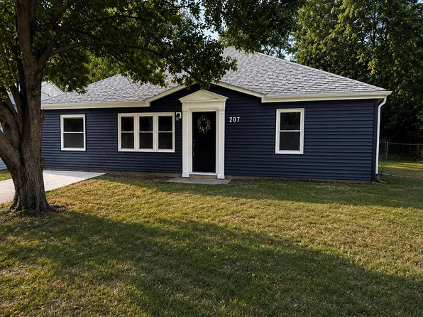 207 Maplewood Dr, Columbia, MO 65203