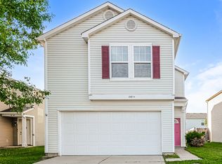 10894 Glenayr Dr, Camby, IN 46113