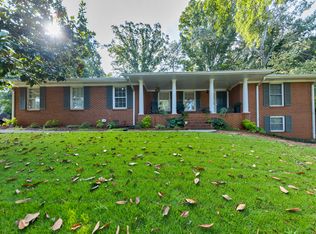 2499 Fairoaks Rd, Decatur, GA 30033