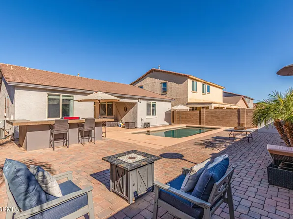 613 E NAVAJO Trail, San Tan Valley, AZ 85143