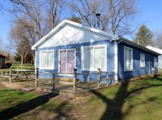 60745 W Oak Dr, Decatur, MI 49045