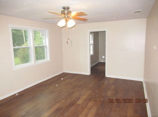 314 Valley Rd, Chickasaw, AL 36611