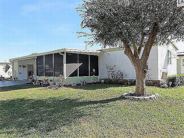 1st image of 36 Lake Griffin Dr