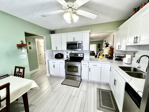 4930 E Sabal Palm Boulevard #107, Tamarac, FL 33319