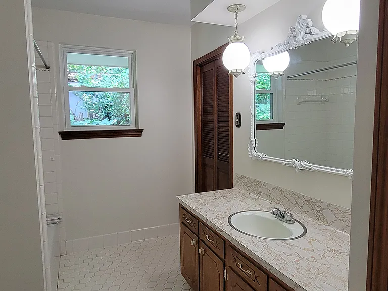 Bathroom #1