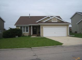 4022 Wild Flower Dr, Rapid City, SD 57701