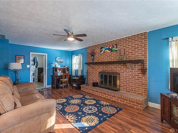 4th image of 8820 Shadycreek Dr
