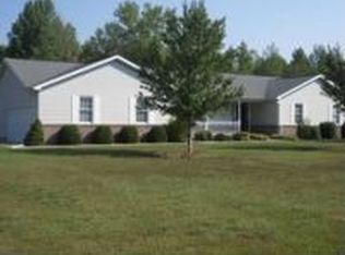 1906 Calico Rd, Marion, IL 62959