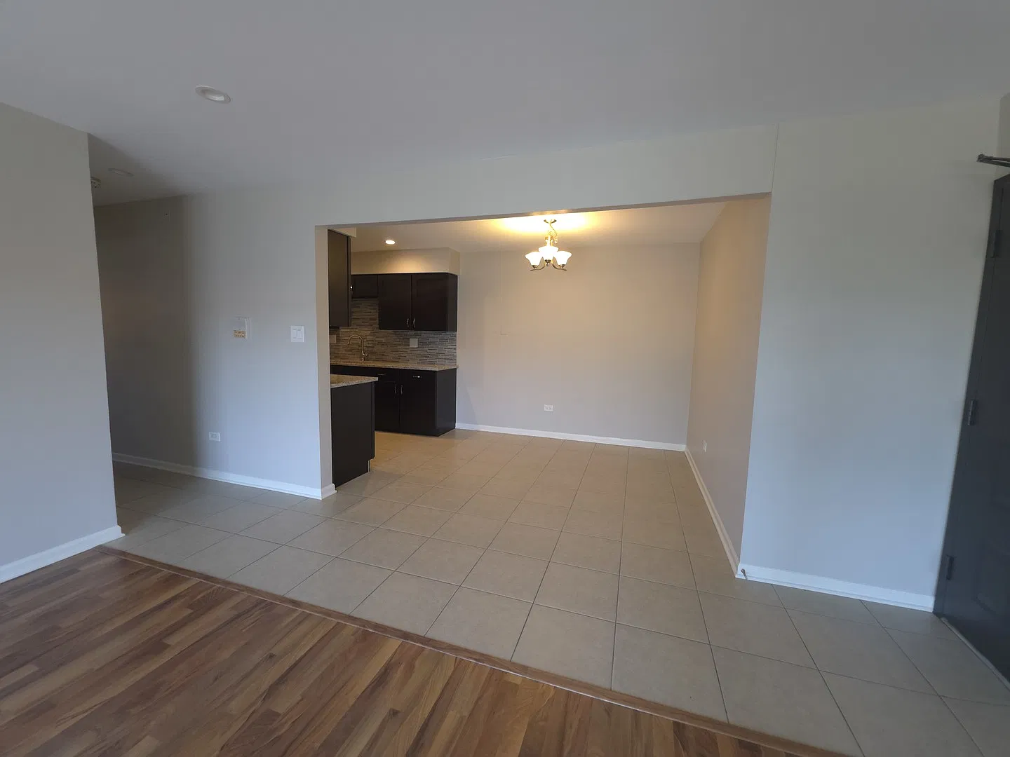 2 bed, 1200 sqft, $1,925 — Photo 4