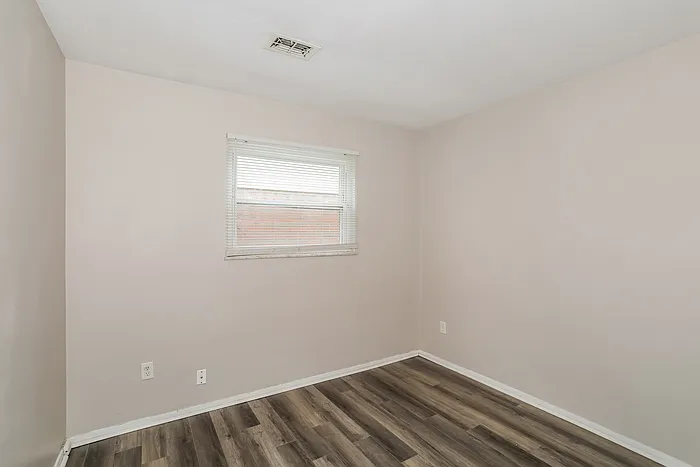 2372 Bluelark Dr — Photo 6