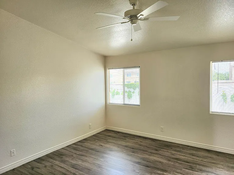 12237 Glenellen Ln — Photo 18