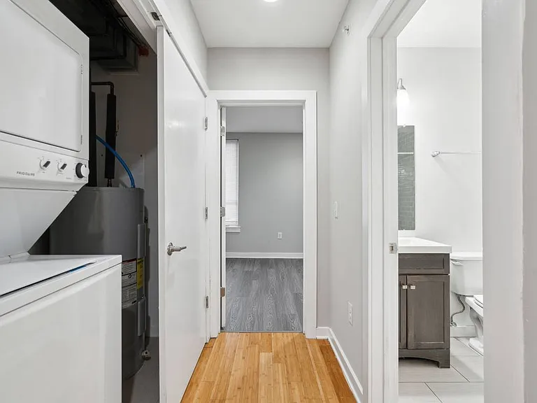 3044 Richmond St #9 — Photo 8
