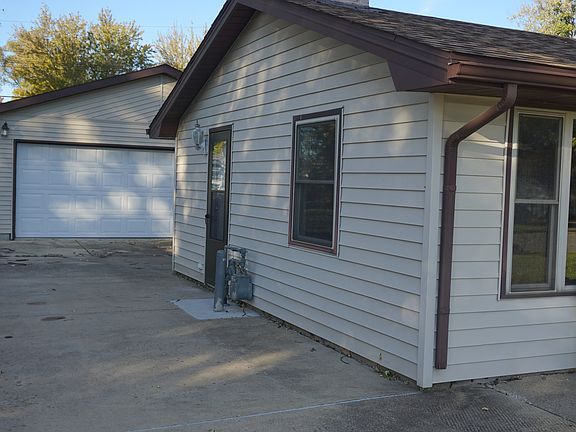 5th image of 42 Jordan Dr