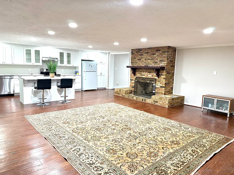 7641 Burford Dr — Photo 3