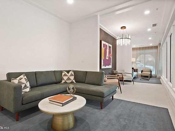2nd image of 635 Slaters Ln Suite 210
